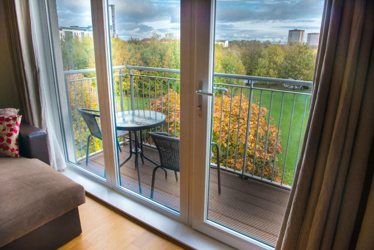 Lochend Park View Apartment Edinburgh Eksteriør bilde